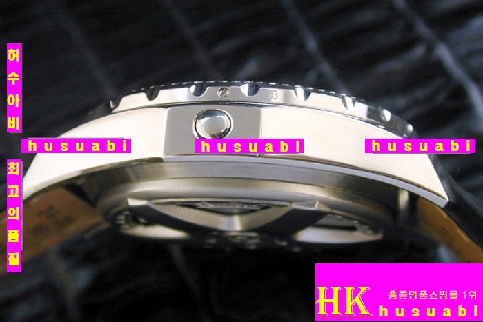 ���� �����Ʋ�� �׺�Ÿ�̸�-�����Ʋ�� �ð�BREITLING - �ð� BENTLEY BIG DATE LEATHER BLACK DIAL 2