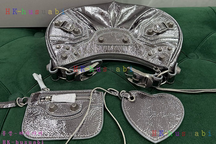 �ڹ̷��ޡڹ߷��þư� �� ī�� ����� XS ��Ż  6713090