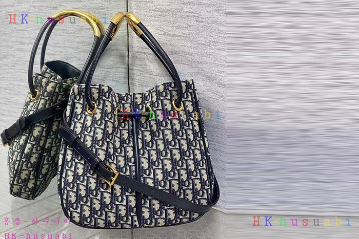 �ڹ̷��ޡڵ�� Dior Nolita �̵�� �� M2312
