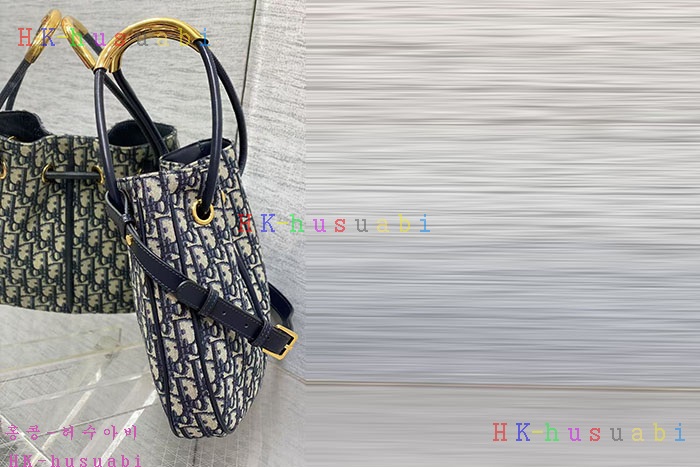 �ڹ̷��ޡڵ�� Dior Nolita �̵�� �� M2312