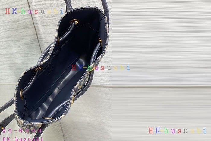 �ڹ̷��ޡڵ�� Dior Nolita �̵�� �� M2312