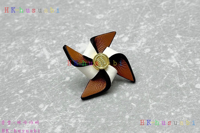 �ڹ̷��ޡڹ̿�̿� ���� ���� ���ġ 5IS114