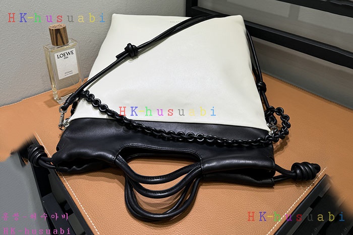 �ڹ̷��ޡڷο��� LOEWE �ö���� �޽� ��Ʈ A411FIOX040148