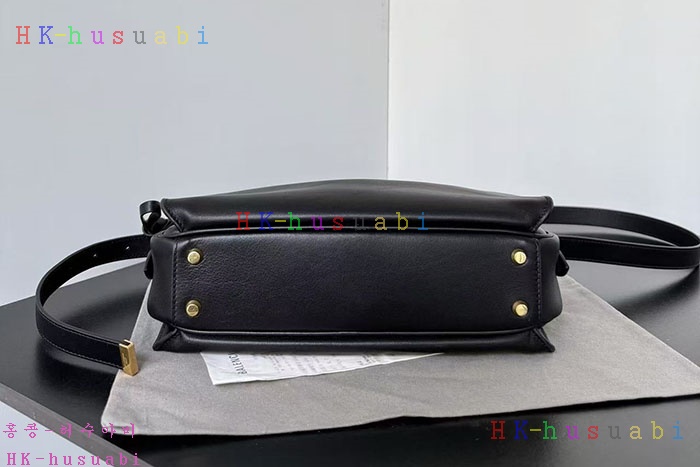 �ڹ̷��ޡڹ߷��þư� �� �� ����� �̵��    8681022-2