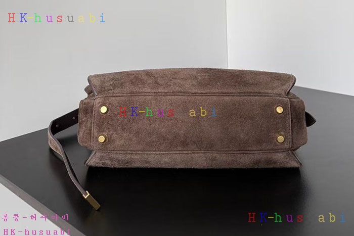 �ڹ̷��ޡڹ߷��þư� �� �� ����� �̵��    8681022-3